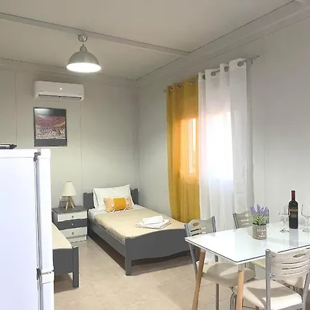 Dom wakacyjny Korali House *